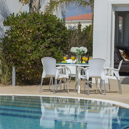 Ayia Thekla Sea Front Villa Ajía Nápa